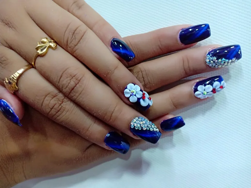 Nail Pampering in Kolkata: Find Your Perfect Nail Technician